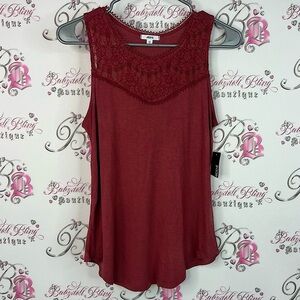 Ardene tank top crochet style detail lace red Burgundy Lace Tank Top